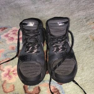 KD basketball shoe, 6Y=7.5 in women’s